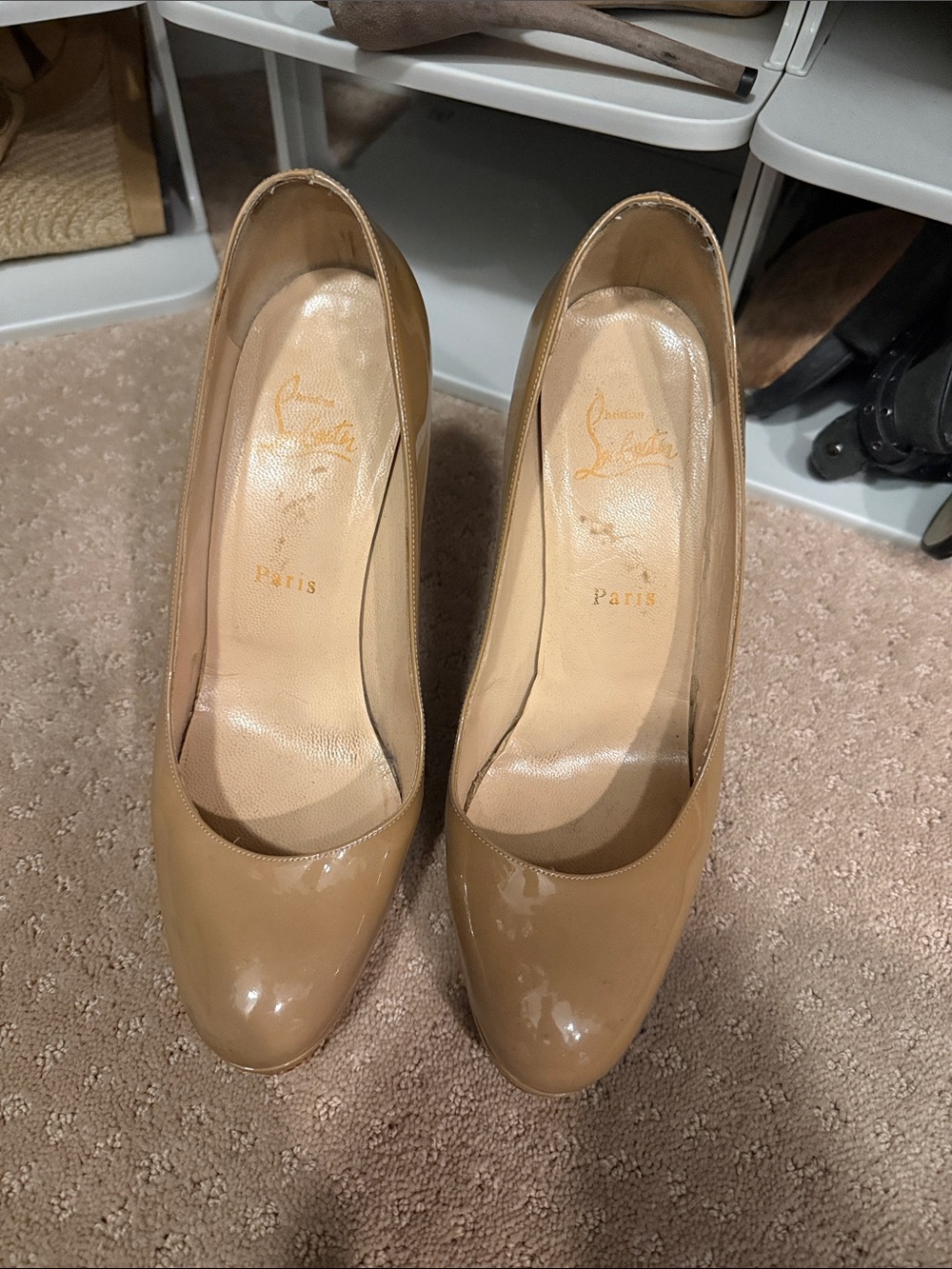 Christian Louboutin Beige Camel Tan Patent Leather Round-Toe Pumps 38 8